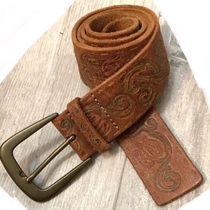 Floral Tooled Embellished Leather Belt